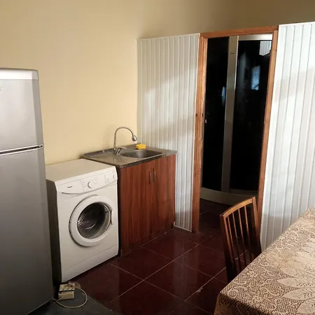 One Bedroom Room Zugdidi Exterior photo