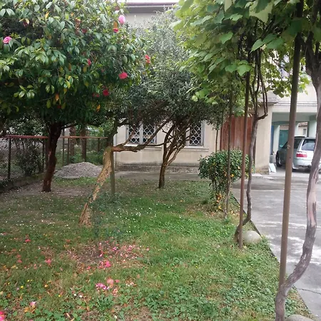 One Bedroom Room Zugdidi Exterior photo